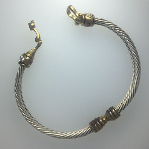 Hinged Twisted Cable Bracelet